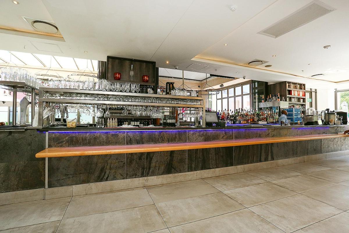 304 Sandton Skye Johannesburg Exteriör bild